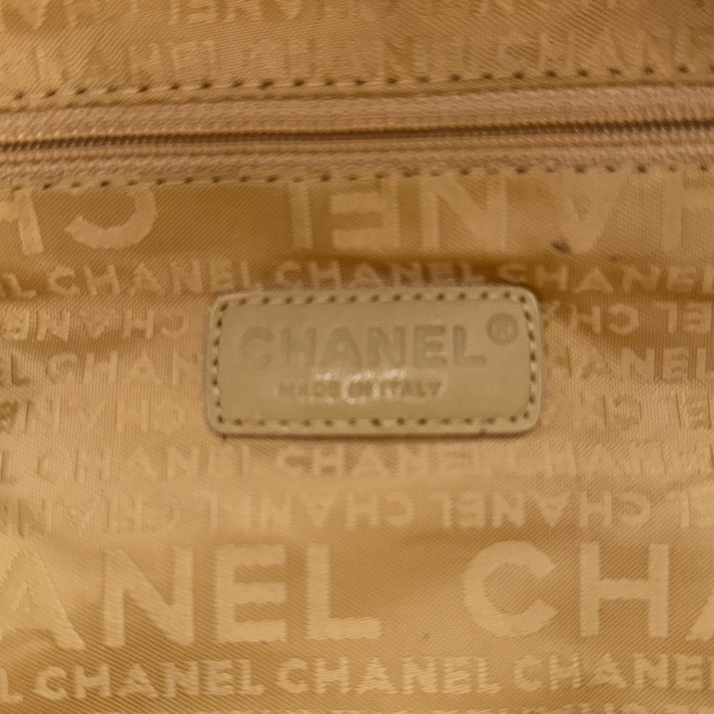 CHANEL Wild Stitch Boston Bag Leather Handbag - Picture 5 of 15